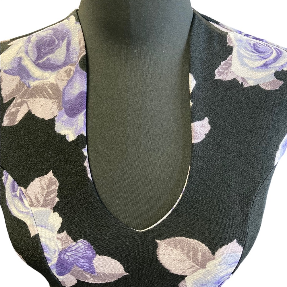 Almost Famous Floral Sleeveless Dress - Picture 6 of 9